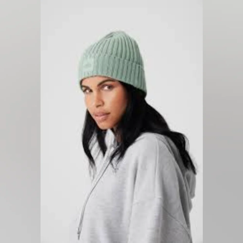 Alo Yoga Cashmere Beanie - Picture 2 of 9